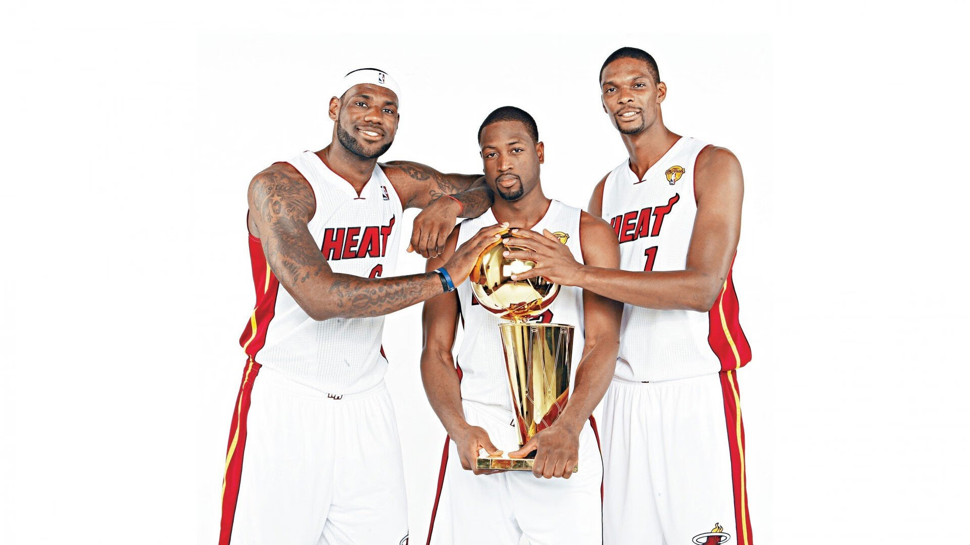 南美风暴席卷北欧童话，迪亚斯关键一击，巴拉圭收割丹麦启示录