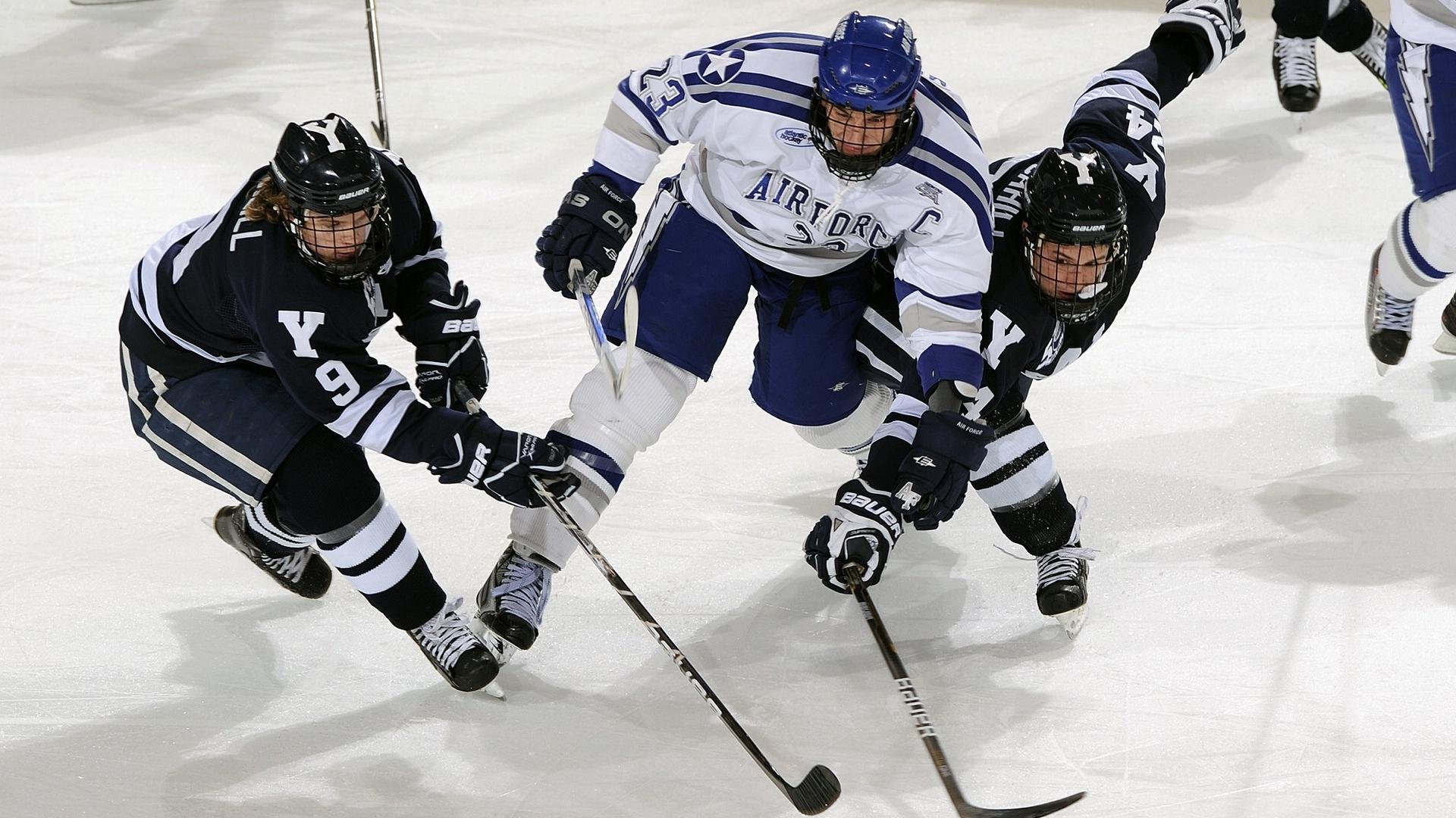 世界排名争夺战焦点战,森林狼淘汰赛过关勇士,西部格局生变